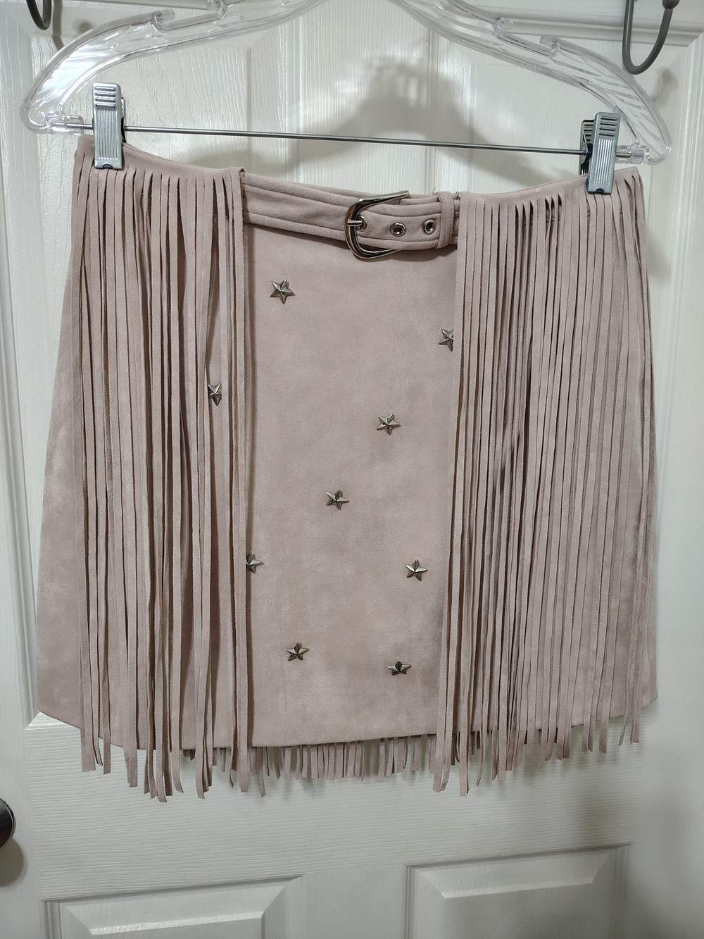 Kittenish Fringe Star Studded Mini Skirt Women's Size M Blush/Beige Excellent